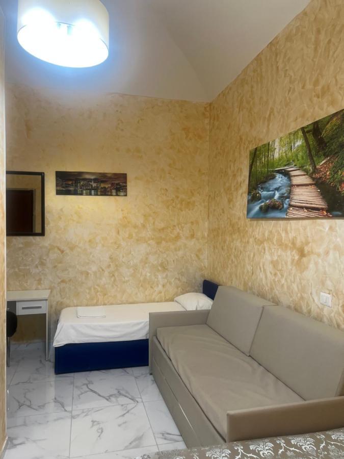 Отель Termini Golden House Рим Экстерьер фото